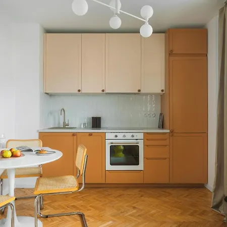 Concierge Eclectic Design アパート ワルシャワ