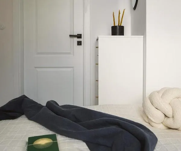 Concierge Eclectic Design * وارسو