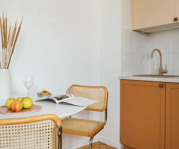 Concierge Eclectic Design شقة