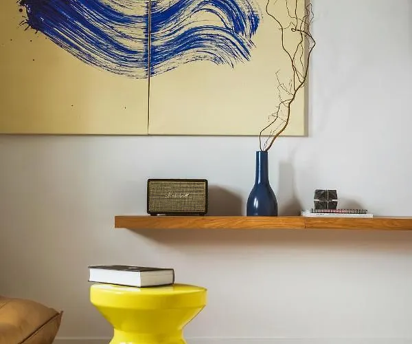 Concierge Eclectic Design شقة *