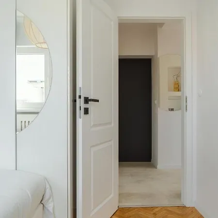 Apartment Concierge Eclectic Design